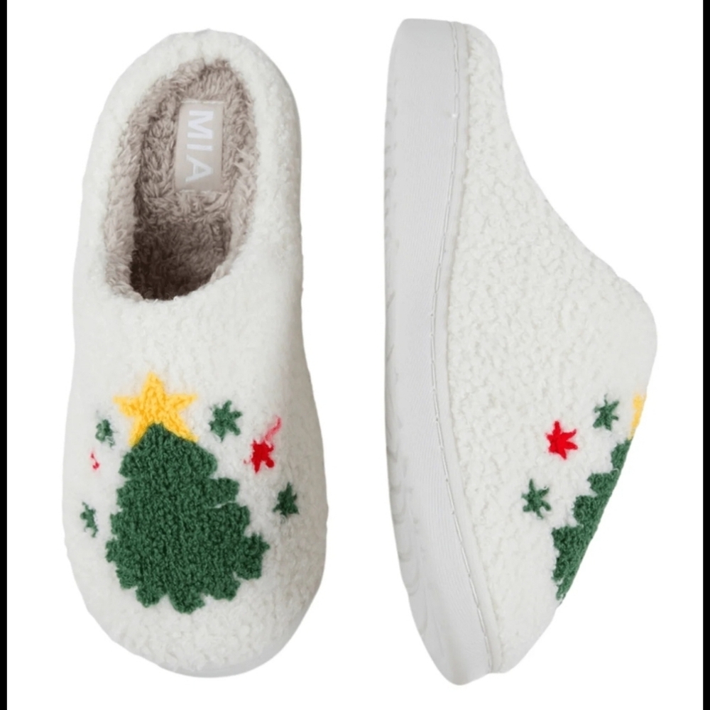 MIA Cozi Plush Slippers Size 9 Christmas Tree Holiday Design New NWT House Shoes